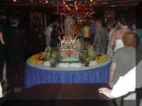 buffet01.jpg (56917 bytes)